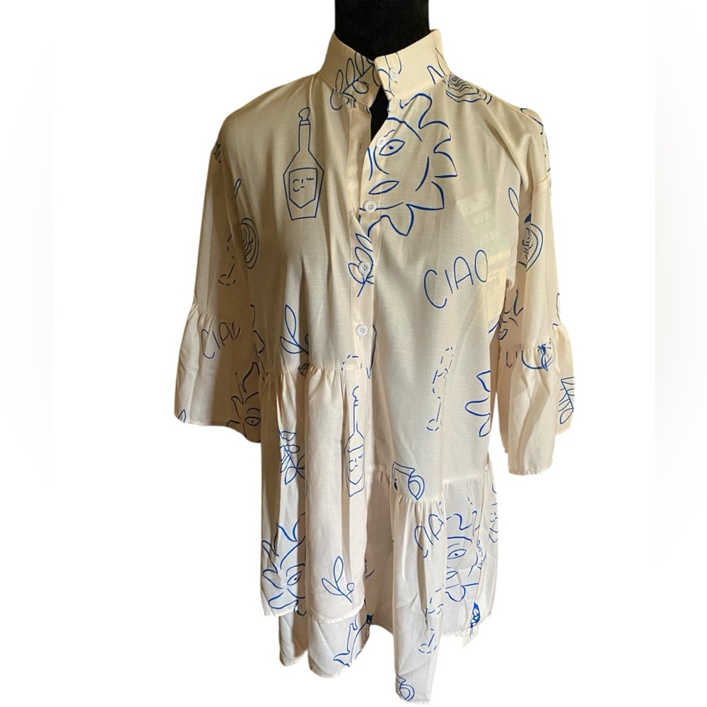 Commense Cream Top with Blue Accents